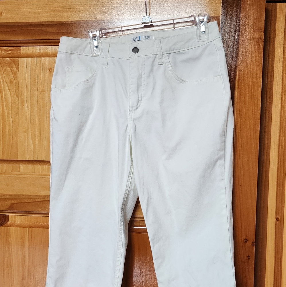 Capri Jeans